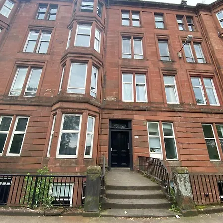 Apartment West End Kelvingrove Park Museum - Pass The Keys Glasgow