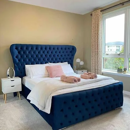 The Naburn - 3 Bed House With Free Parking & Close To Centre Holiday home