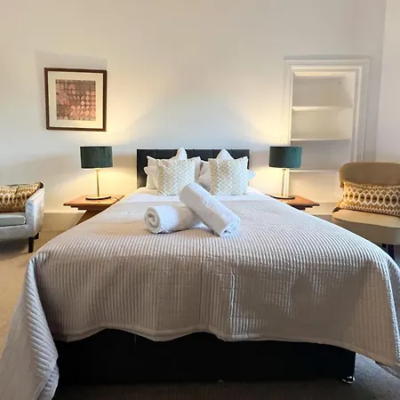 Garnethill Charm 3 Bed Flat 아파트