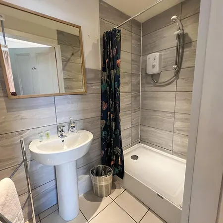 Garnethill Charm 3 Bed Flat * Глазго