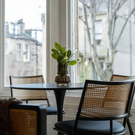 Апартаменты The West End Retreat - Your Luxurious 5*