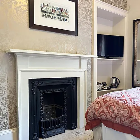 Hotel Ashtree House Hotel, Glasgow Airport & 4*