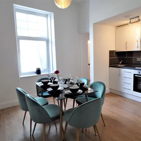 Apartament Signature - Langlands House *