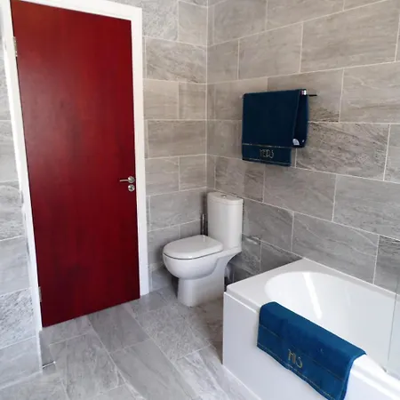 Signature - Langlands House Apartment