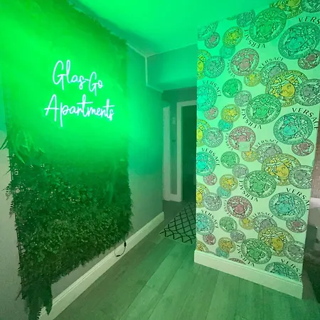 2 Bedroom At Secc Hydro Free Parking Διαμέρισμα *