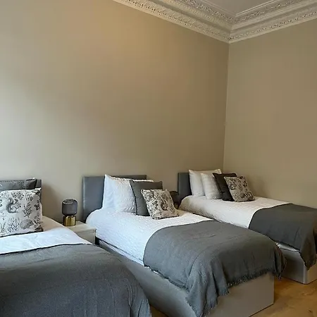 Luxury Victorian Spacious Flat Lejlighed