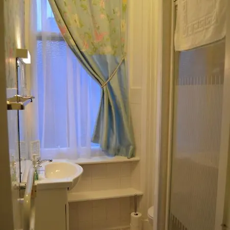 Manor Park 3* Glasgow