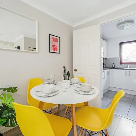 Apartamento The Merchants Gem - 2bed & Free Parking