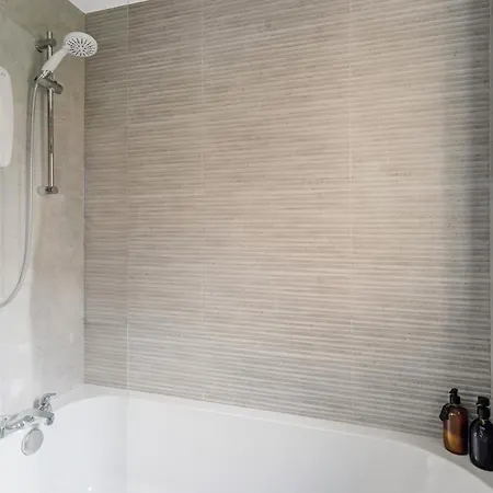 The Merchants Gem - 2bed & Free Parking Apartamento *