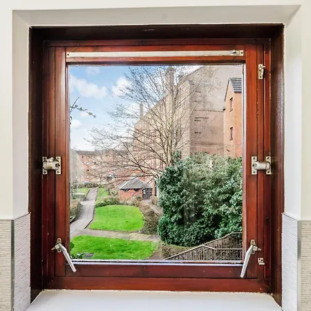 The Merchants Gem - 2bed & Free Parking Glasgow