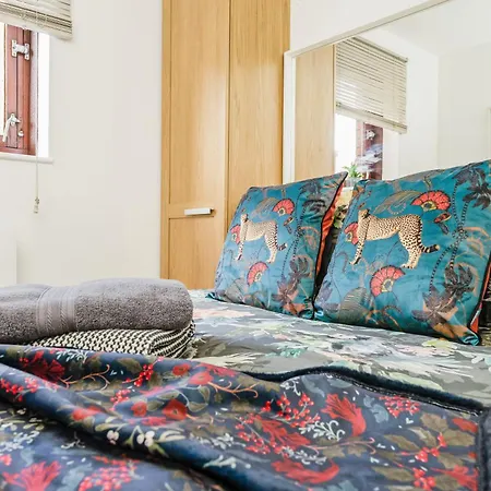 Apartamento The Merchants Gem - 2bed & Free Parking *