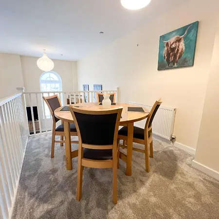 Apartament Duplex In *