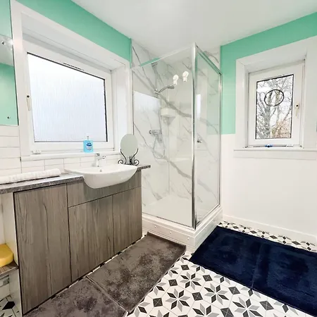 West End Gem 3br Detached Family House