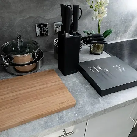 Beautiful 4 Bed Flat In Perfect Location 格拉斯哥