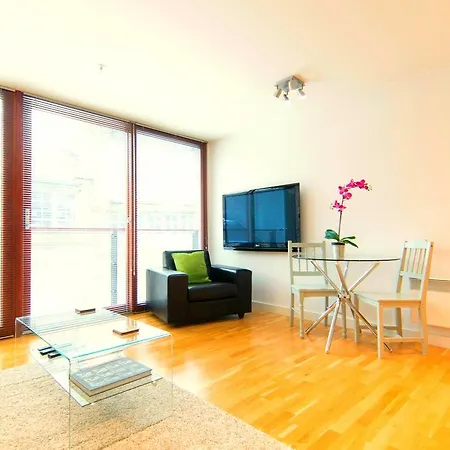Apartment Mitchell Street Glasgow
