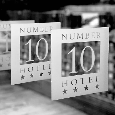 Hotel Number 10 4*