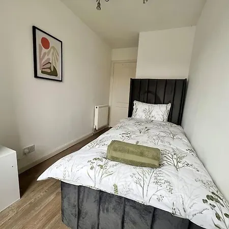 Сasa de vacaciones Ideal 3 Bed In With Free Parking *