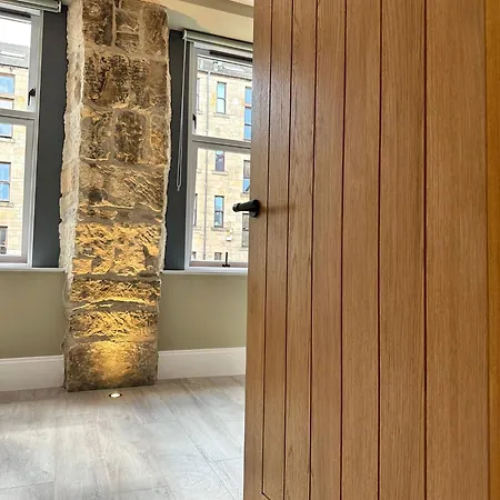 West End Tenement Apartment Glasgow