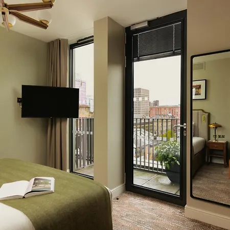 Native Aparthotel
