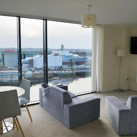 Riverview Penthouse * Glasgow