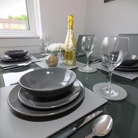 Signature - Huntley House Appartement *