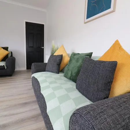 Signature - Huntley House *