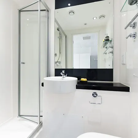 Student Only Merchant In Apartment