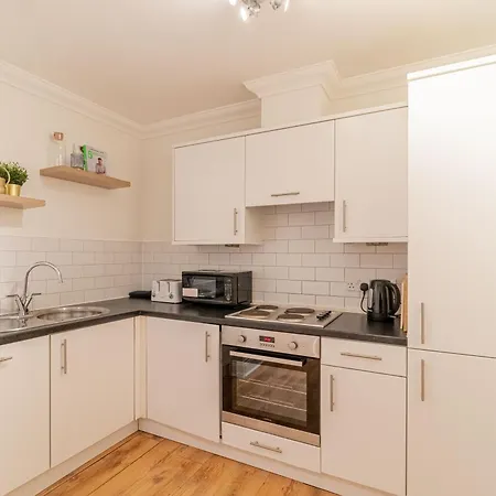 Large Blythswood