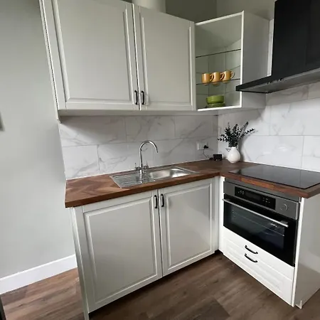 Apartament West End Cosy Pop Of Colour - Pass The Keys *