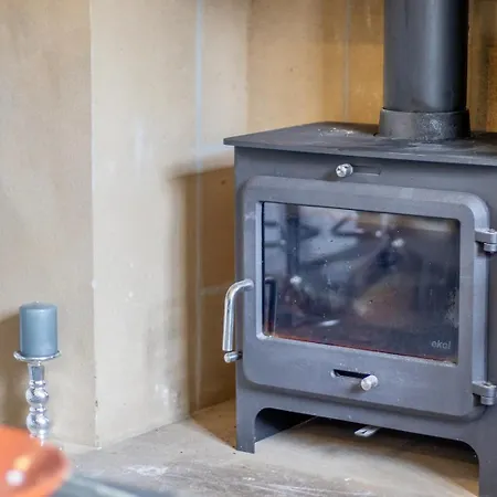 Private Garden West End With Parking - Pass The Keys * Глазго