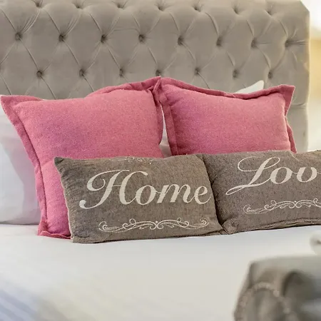 Апартаменты Private Garden West End With Parking - Pass The Keys