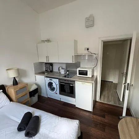 Great Western Road With En * 글라스고