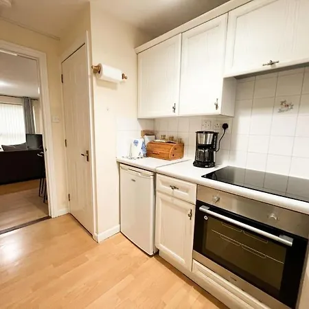 Cosy Riverside Secc Hydro Apartament *