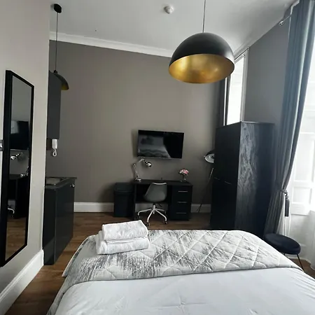 Amani - Centre Glasgow