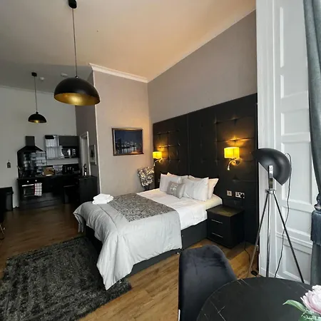 Amani - Centre 4* Глазго