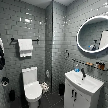 Апарт-отель Amani - Centre 4*