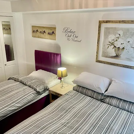 3 Bed ,2 Bedroom City Centre Apt Glasgow