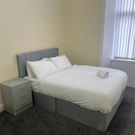 South 2 Bedroom Glasgow