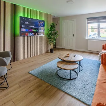 Modern 3 Bedroom In