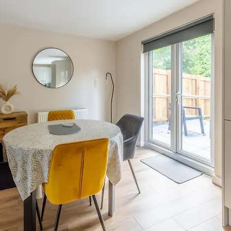 Modern 3 Bedroom In Hébergement de vacances Glasgow