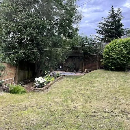 Semesterbostad House In Drymen Village With Free Local Health Club Access