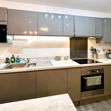 民宿 Private Bedroom - Modern Flat - West End 格拉斯哥