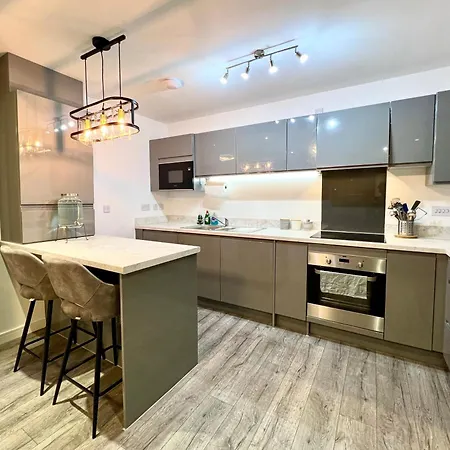 民宿 Private Bedroom - Modern Flat - West End 格拉斯哥