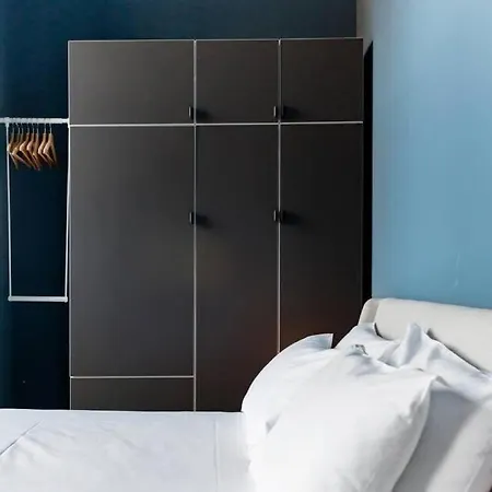 Апартаменты Incredible Contemporary Flat In Heart Of West End *