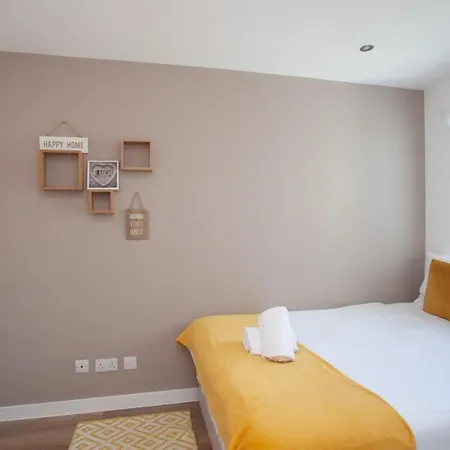 Apartment Mosspark Boulevard Exec Ii - Free Parking Glasgow