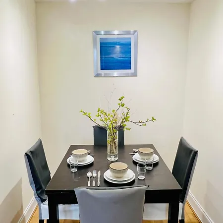 Appartement Cozy 2 Bed Just Minutes From Airport Glasgow