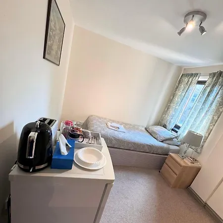 The Cozy Mini Haven With Comfy Single Bed Homestay Glasgow