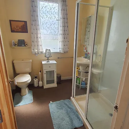 Snug For Short-term Let Глазго