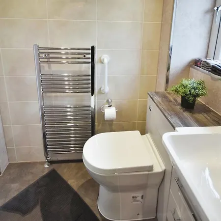 Appartamento Beautiful House In Clydebank *
