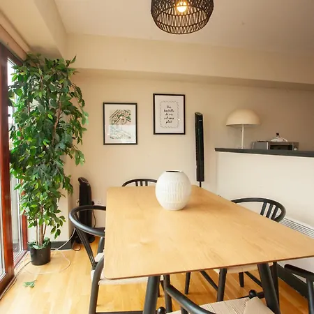 Beautiful Penthouse In Centre Location Nyaraló Glasgow
